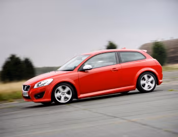 Volvo C30 D2 R-Design [UK-spec] '2009–13