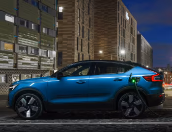 Volvo C40 Recharge Twin [UK-spec] '2022–23