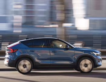 Volvo C40 Recharge Twin [UK-spec] '2022–23