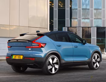 Volvo C40 Recharge Twin [UK-spec] '2022–23