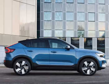 Volvo C40 Recharge Twin [UK-spec] '2022–23