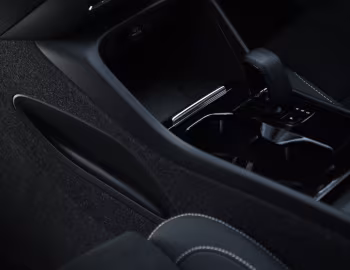 Interior Volvo C40 Recharge Twin [UK-spec] '2022–23