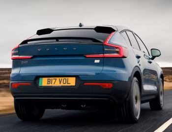 Volvo C40 Recharge Twin [UK-spec] '2022–23