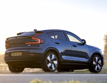 Volvo C40 Recharge Twin Ultimate [UK-spec] '2023–24
