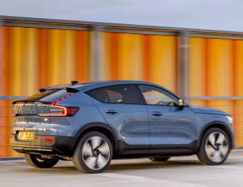 Volvo C40 Recharge Twin Ultimate [UK-spec] '2023–24