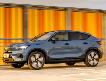 Volvo C40 Recharge Twin Ultimate [UK-spec] '2023–24