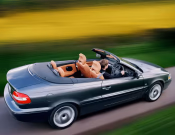 Volvo C70 Cabrio [UK-spec] '10.2002–10.2005