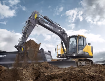 Volvo EC140E L '2015–pr.