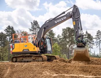 Volvo EC220E L [Worldwide] '2015–pr.