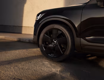 Volvo EC40 "Black Edition" [Worldwide] '2026