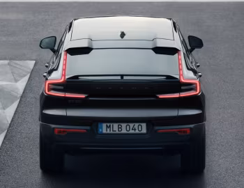 Volvo EC40 "Black Edition" [Worldwide] '2024–pr.