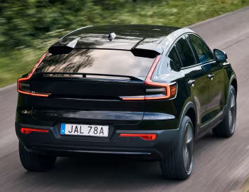 Volvo EC40 "Black Edition" [Worldwide] '2024–pr.