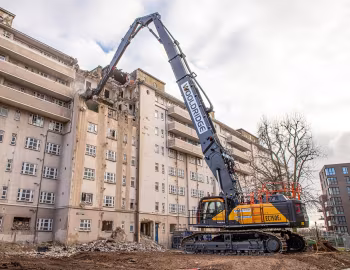 Volvo EC750