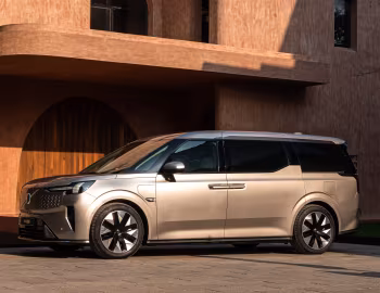 Volvo EM90 [China] '2023–pr.
