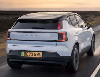 Volvo EX30 [UK-spec] '2024–н.в.