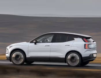 Volvo EX30 [UK-spec] '2024–н.в.