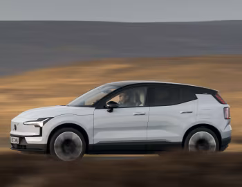 Volvo EX30 [UK-spec] '2024–н.в.