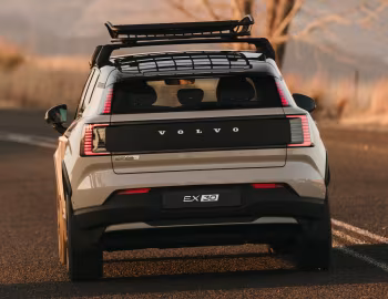 Volvo EX30 Cross Country Twin Performance [South Africa] '2025–pr.