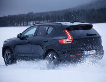 Volvo EX40 "Black Edition" [Worldwide] '2024–pr.