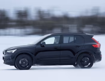 Volvo EX40 "Black Edition" [Worldwide] '2024–pr.