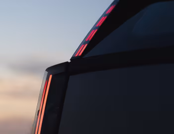 Volvo EX60 P10 AWD [UK-spec] '2026