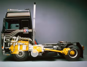 Volvo F16 4×2-34 tractor Globetrotter cab '1987–94