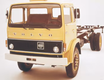 Volvo F613-47 rigid '1975