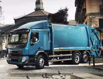 Volvo FE 320 6×2 rigid Sleeper cab Refuse truck '2013–pr.