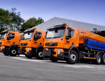 Volvo FE 340 6×4 rigid Medium cab with AEBI Schmidt SNK Single Blade Snow Plough [UK-spec] '2006–13