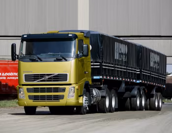 Volvo FH 390 6×2 '2005–07