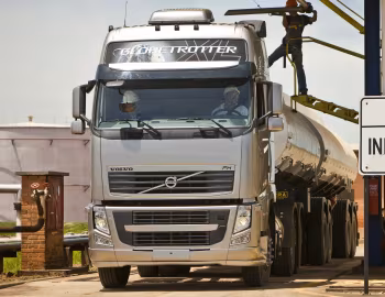 Volvo FH 480 6×4T Globetrotter XL cab [Brazil] '2010–pr.