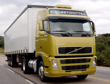 Volvo FH 520 4×2T Globetrotter cab [Brazil] '2006–11