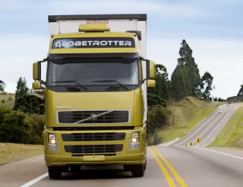Volvo FH 520 4×2T Globetrotter cab [Brazil] '2006–11