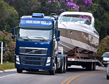 Volvo FH 540 6×4T Globetrotter XL cab Ocean Race Limited Edition [Brazil] '2011–12