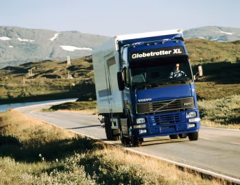 Volvo FH12 420 4×2 tractor Globetrotter XL '1995–2002