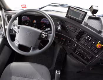 Передня панель Volvo FH12 4×2 tractor Globetrotter cab Integrated Safety Truck '2006