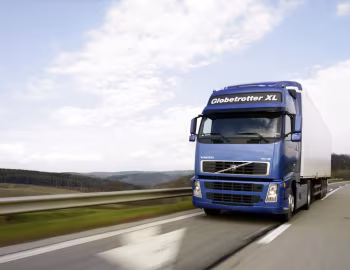 Volvo FH12 500 4×2 tractor Globetrotter XL cab '2002–05