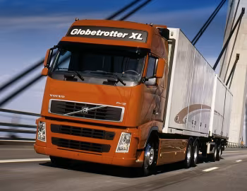 Volvo FH12 500 6×2 rigid Globetrotter XL cab '2002–05