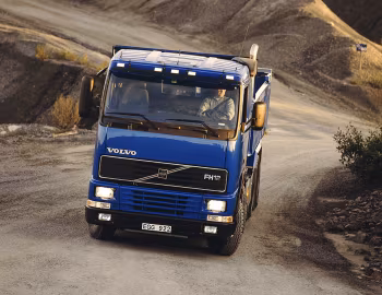 Volvo FH12 420 8×4 rigid dumperkasse '1993–2002