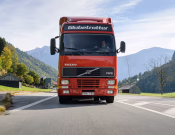 Volvo FH16 520 4×2 tractor Globetrotter cab '1993–2001
