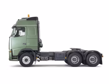 Volvo FH16 550 6×4 tractor Globetrotter cab '2003–08