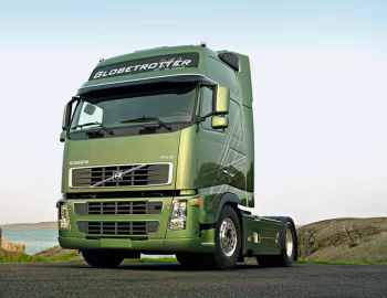 Volvo FH16 610 4×2 tractor Globetrotter XL cab '2003–08