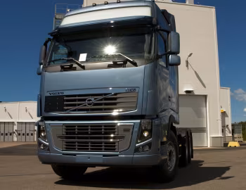Volvo FH16 700 6×4 tractor Globetrotter XL cab '2009–12