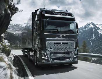 Volvo FH16 750 4×2 tractor Globetrotter XL cab [Worldwide] '2012–????