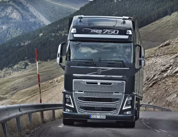 Volvo FH16 750 4×2 tractor Globetrotter XL cab [Worldwide] '2012–????