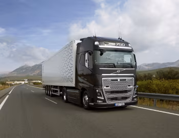 Volvo FH16 750 4×2 tractor Globetrotter XL cab [Worldwide] '2012–????