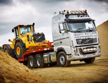 Volvo FH16 750 6×2 tractor Globetrotter cab [UK-spec] '2012–н.ч.