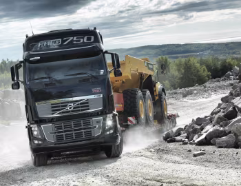 Volvo FH16 750 8×4 tractor Globetrotter XL cab '2012