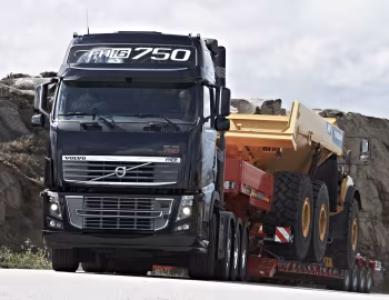 Volvo FH16 750 8×4 tractor Globetrotter XL cab '2012