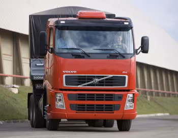 Volvo FH 400 6×2T Sleeper cab [Brazil] '2006–11